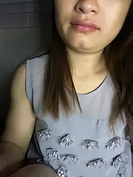 Cute-Sexyy webcam