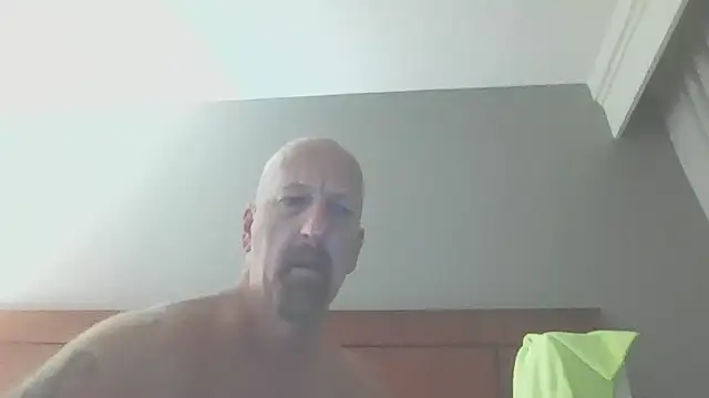 yankeedave420 (Ask my age) - horny allone