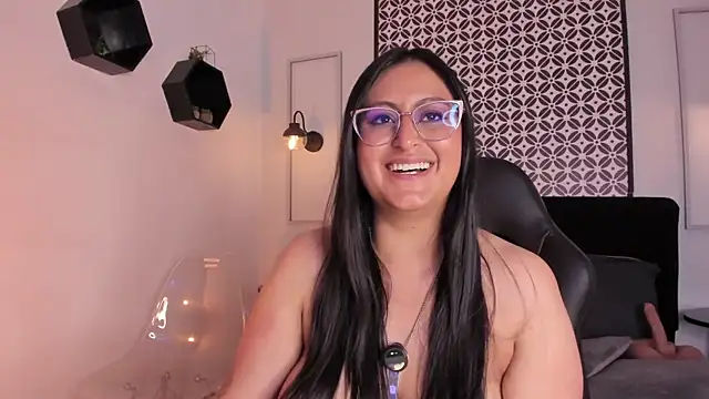 Amber_gold_ webcam