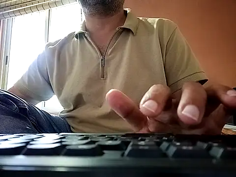 daddys_pen (Ask my age) - Nude with Spit on Cock
