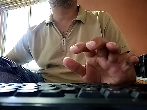 daddys_pen (Ask my age) - Nude with Spit on Cock