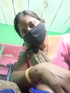 Sonakchi_mam live cam on StripChat