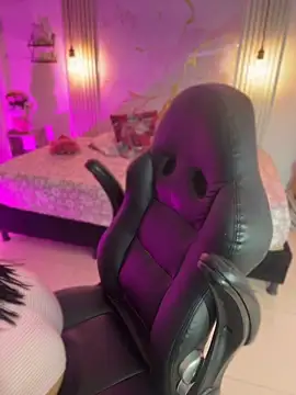 amber_white15 webcam