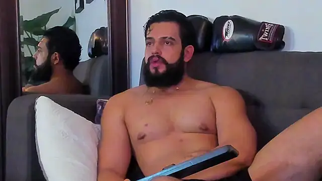 Justin_kingX7 live cam on StripChat
