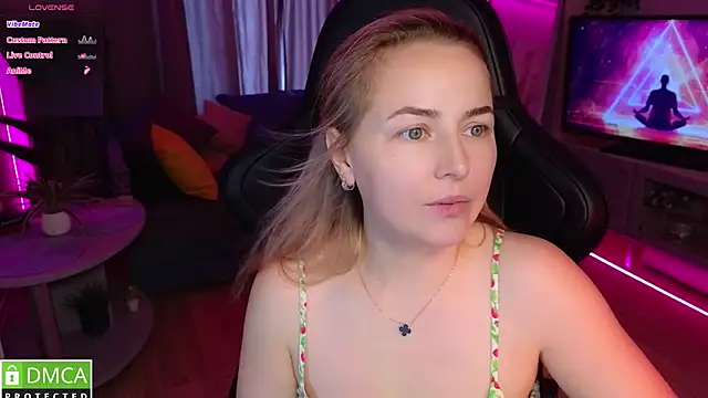 Mira_Mermayd webcam