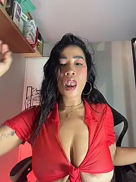 AsianMilfSheryl webcam