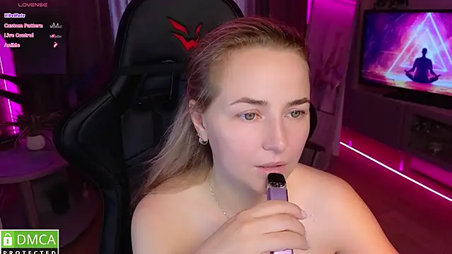 Mira_Mermayd webcam