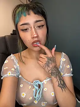 baby_akuma_ webcam