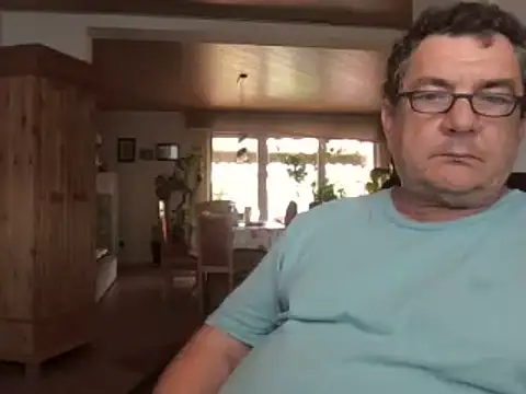 nobbie444 (M mature) - naked