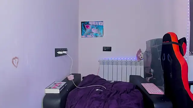 lyricca - Lyricca's free webcam - UK Sex Cams
