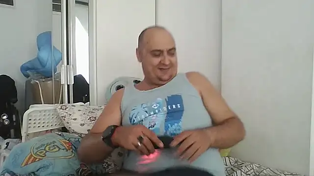 vitalik66679 live cam on StripChat