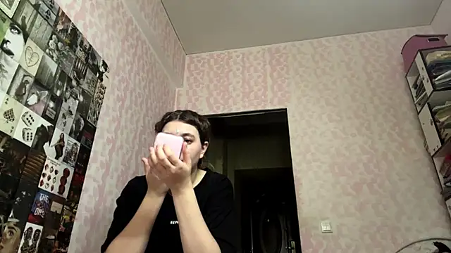 JanineThielman live cam on StripChat