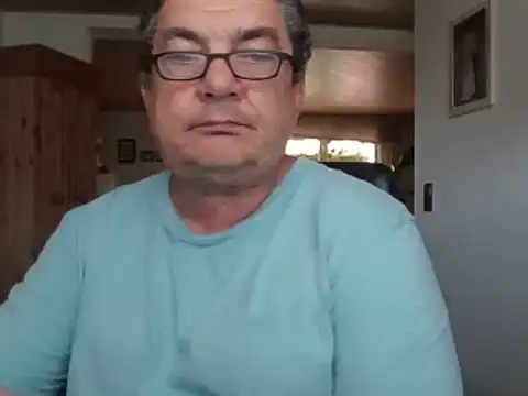 Nobbie444 live cam on StripChat