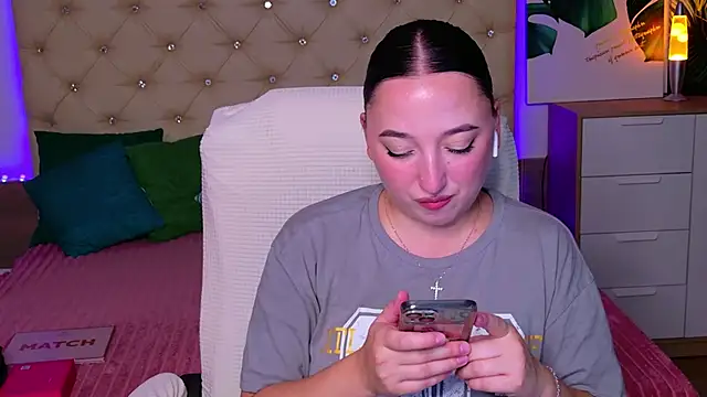AVA_MAXIMUS