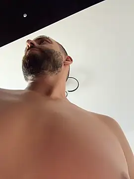 Pablo_Hornyguy95 live sex cam