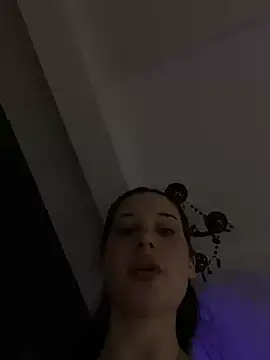 BellaKarma webcam