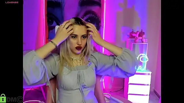 LaslyAngel webcam