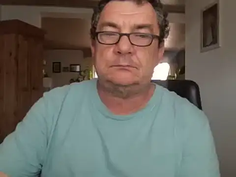 nobbie444 (M mature) - naked