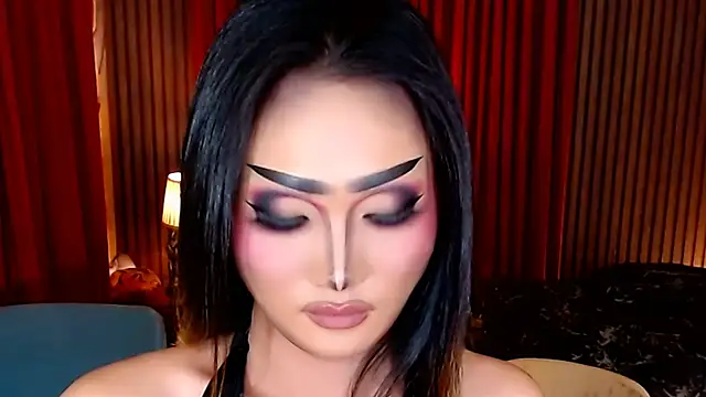 IndestructibleLily live cam
