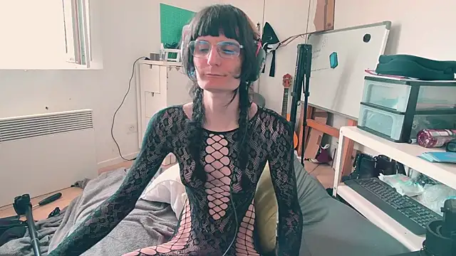 CeriseLapine webcam