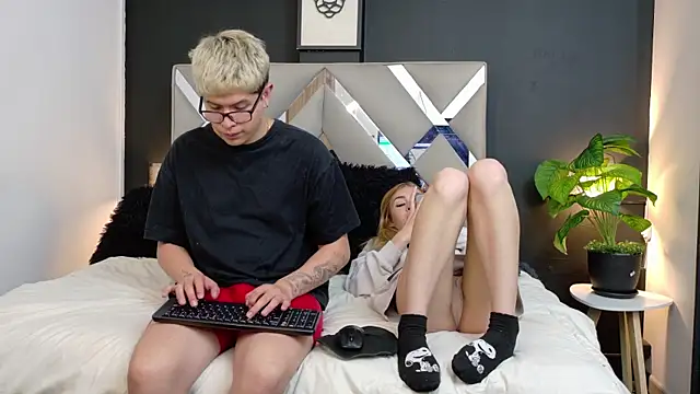 evie_demn's live room