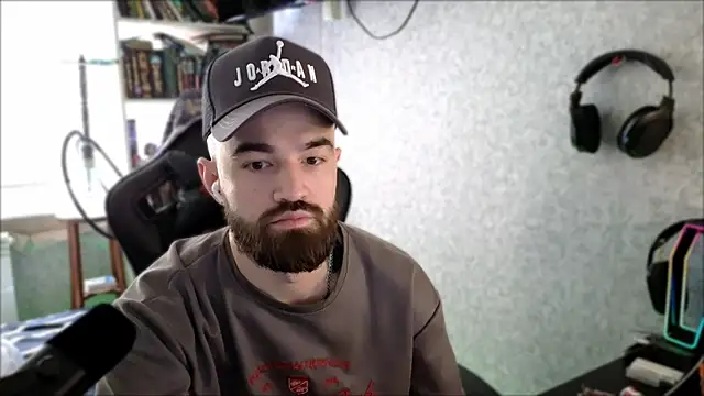 _Serious_Man live sex cam