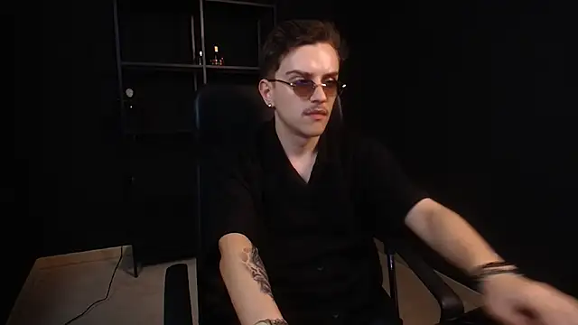 FelixStarkk live cam on StripChat