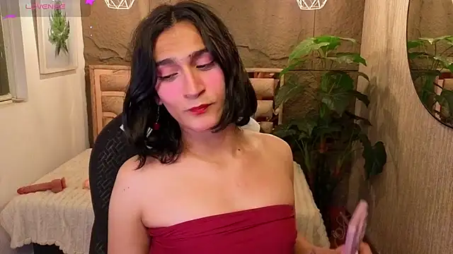 Zoee_Kiss_ live cam on StripChat