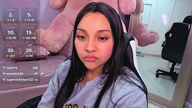 lia_harper_t live cam on StripChat