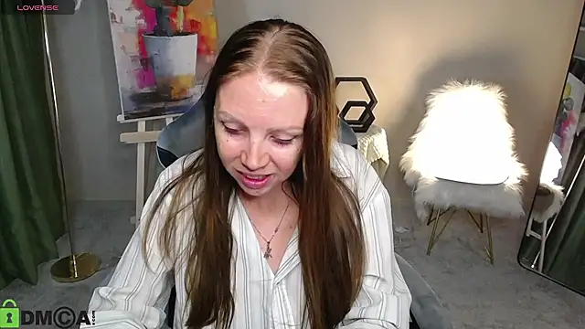 EmilyStevart live cam on StripChat