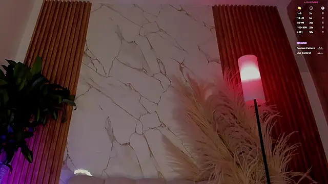 sara_gwen live sex cam