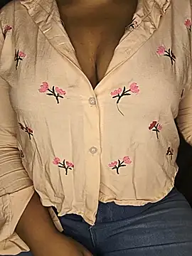 sexy_ginni - Sexy_Ginni's free webcam - UK Sex Cams