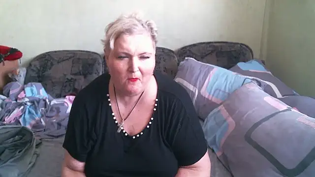 Lana555 live cam on StripChat