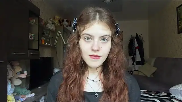BuzzingRaid live cam on StripChat