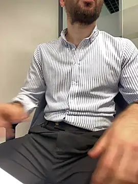 speddy34 (M young) - Show dick