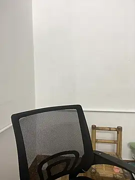 Boyd98 live cam on StripChat
