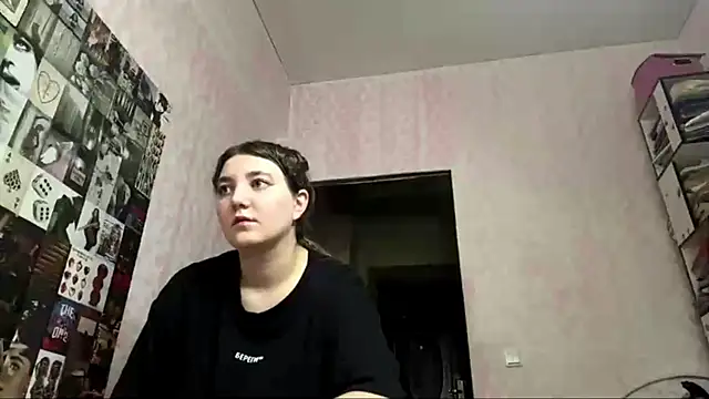 JanineThielman live cam on StripChat