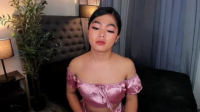 Model: AsianHugecockAnna