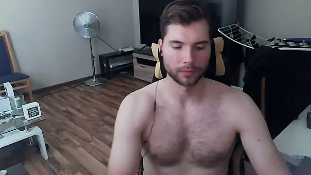 Ironman220 live cam on StripChat