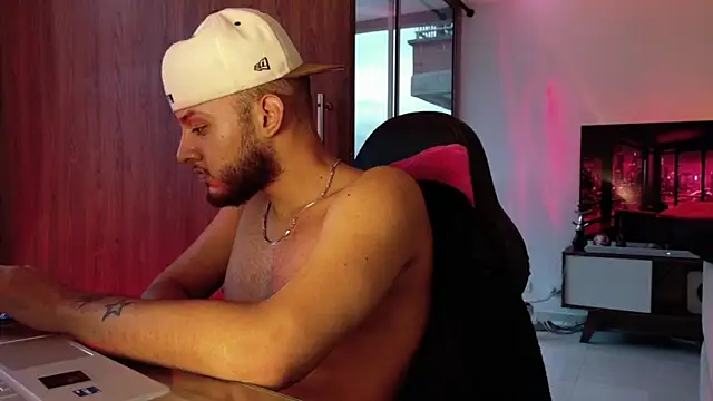 Sebolaz333 webcam