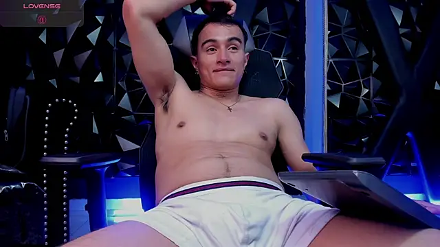 LiamDeeps webcam