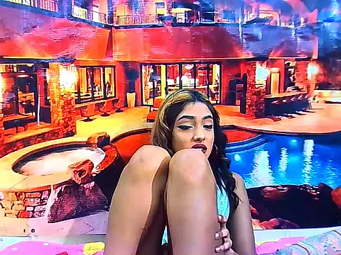 IndianPretty14u2Luv webcam