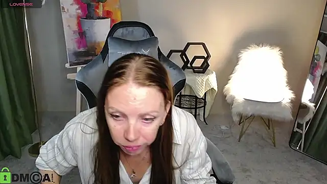 emilystevart - EmilyStevart's free webcam - UK Sex Cams