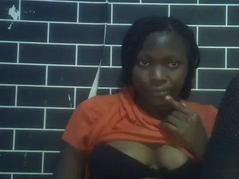 prettydivabloom webcam