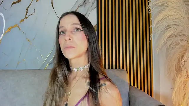 TinaJaneo_01
