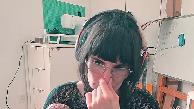 CeriseLapine webcam