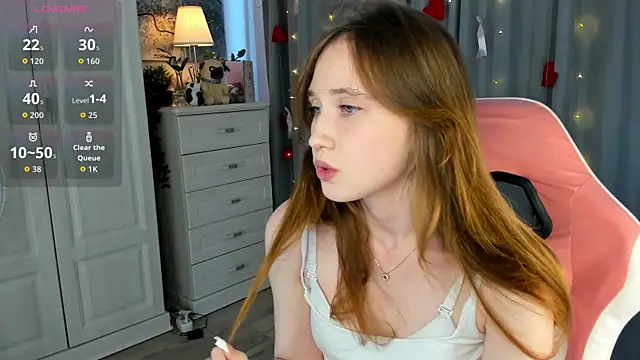 CozyKisses live cam on StripChat