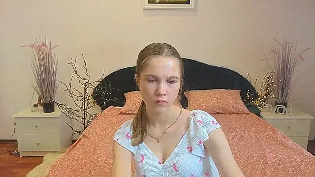 LoveXLexi live cam on StripChat