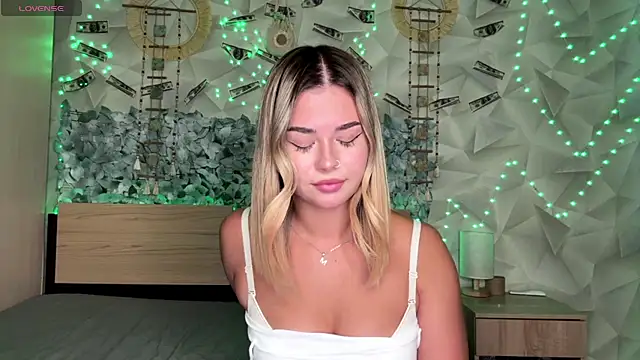 Karina_vibe webcam