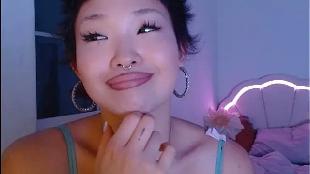 LLspinzz live sex cam